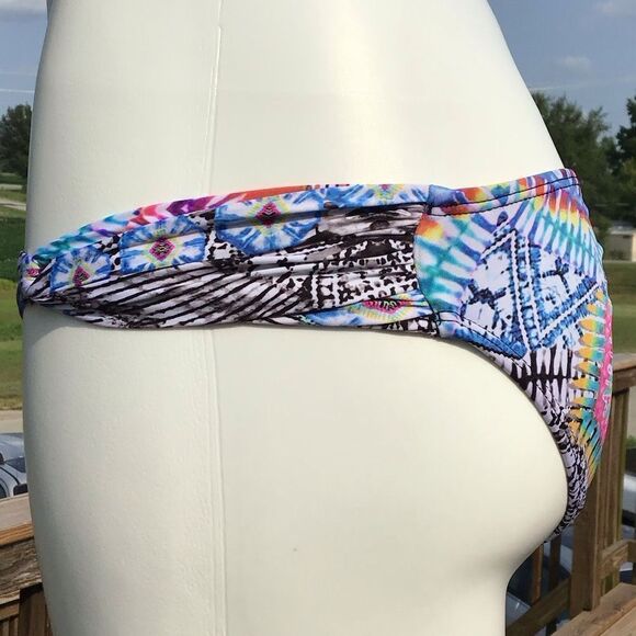 PILYQ Bikini Swim Bottoms New Size Small - Picture 4 of 10